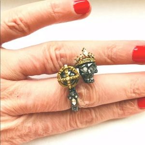 Alexander McQueen ring
